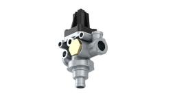 Regulator ciśnienia, instalacja pneumatyczna Wabco 9753030600